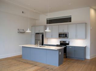 804 Jay St APT 208, Manitowoc, WI 54220