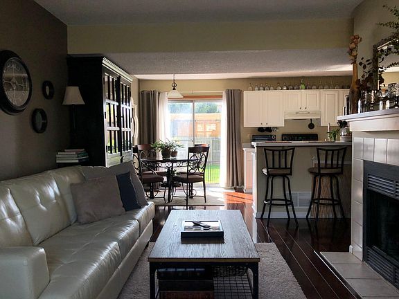 4th image of 5090 Stoneybrook Blvd