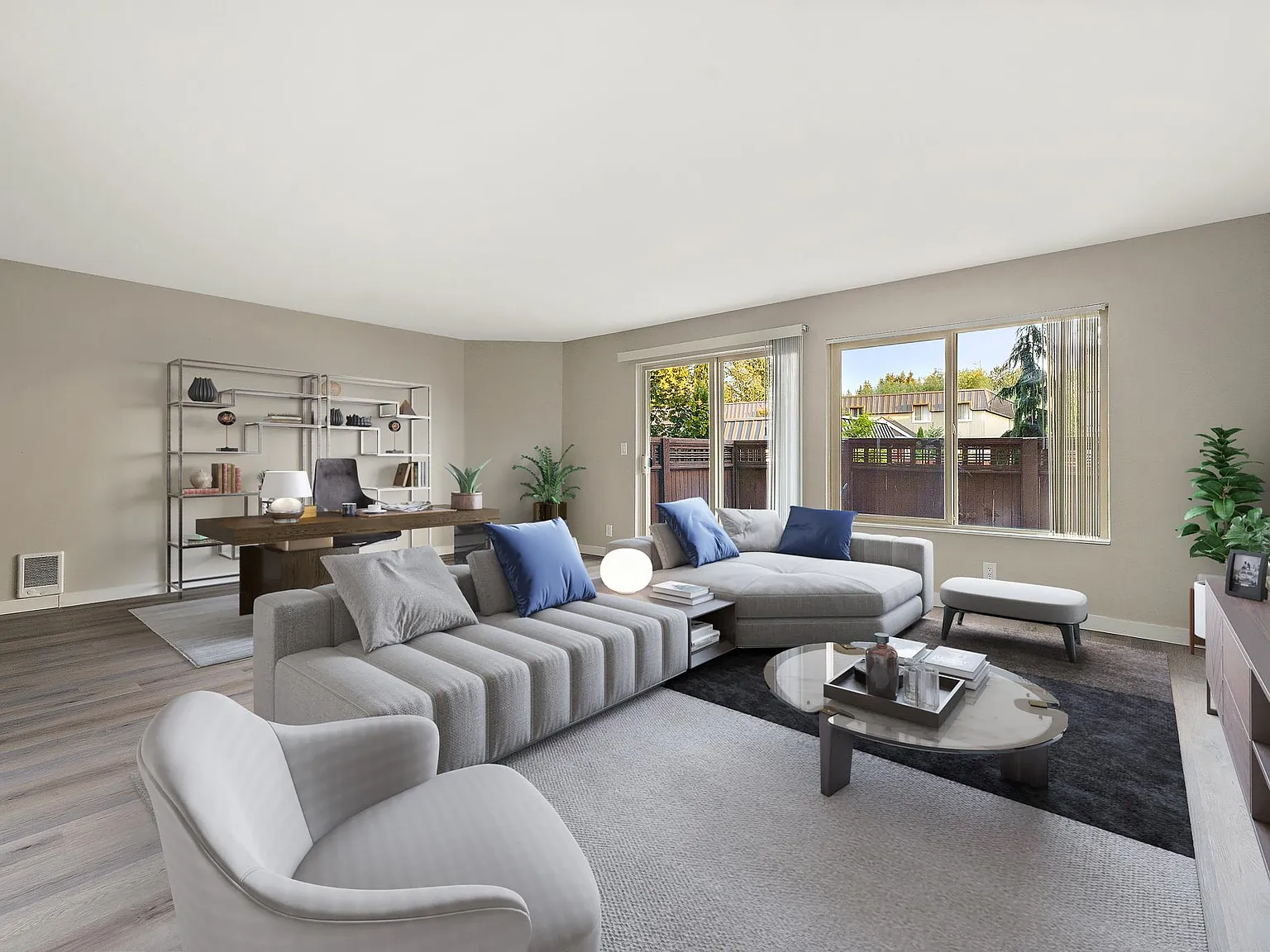 Brittany House Apartments — Photo 1