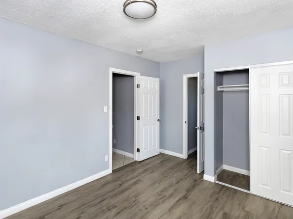 255 E Artesia Blvd #4, Long Beach, CA 90805