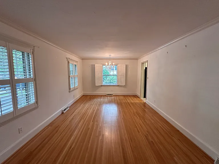 3143 Pinehurst Pl — Photo 5