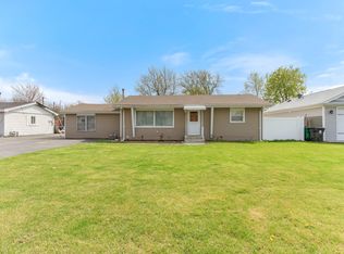 7707 W 79th Pl, Bridgeview, IL 60455