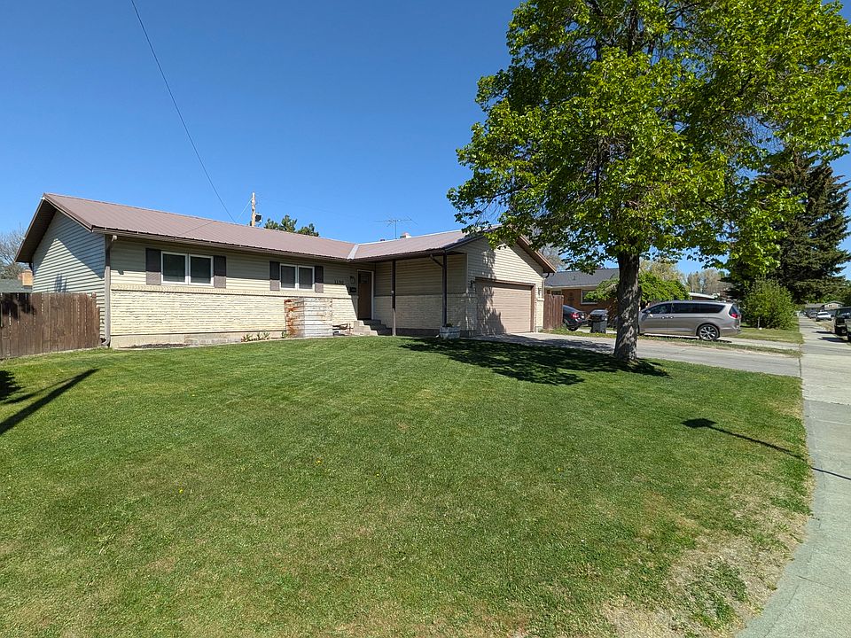 1st image of 1190 Stanger Ave