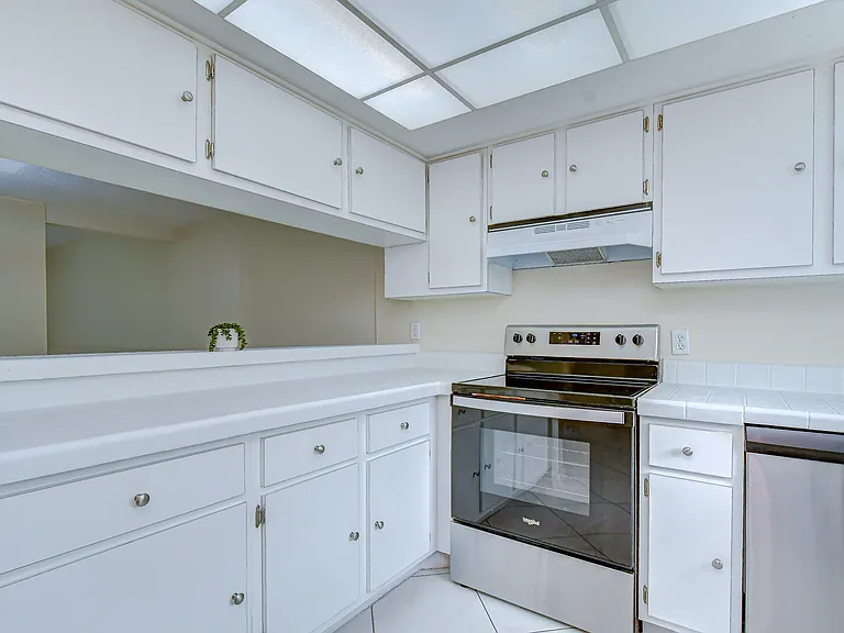 230 Cypress Pl #1 — Photo 17