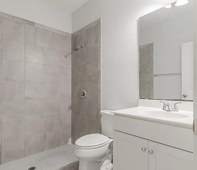 1492 Autumn Pines Dr — Photo 32