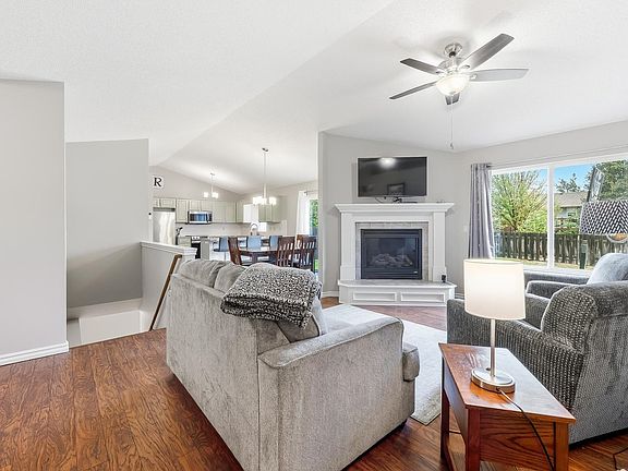 4th image of 4638 E Willow Point Ct