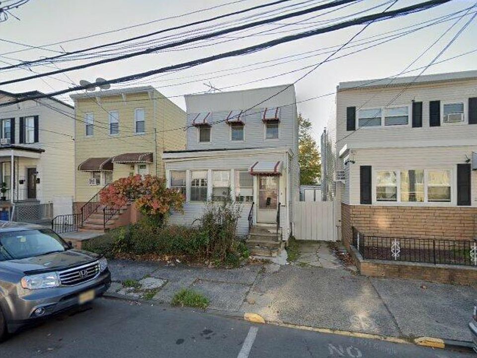 1st image of 181 Bartholdi Ave