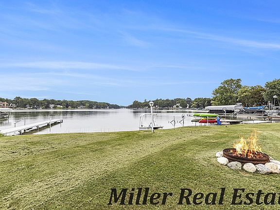 4th image of 364 Barlow Cove Dr