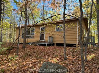 500 Yvon Ln, Rideau Lakes, ON K0G1X0