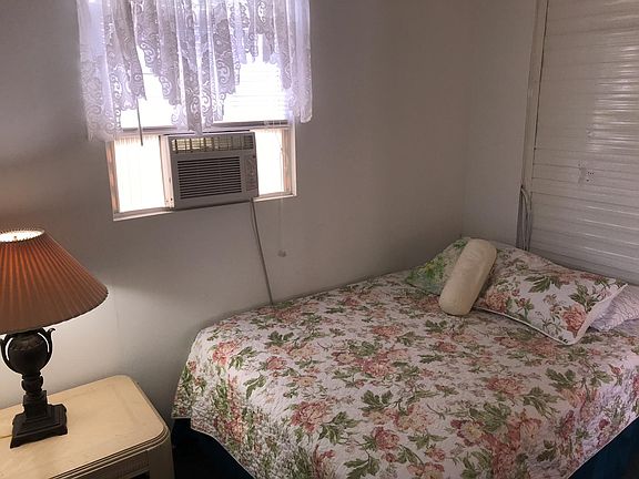 3rd image of 317 Golf Crest Ln