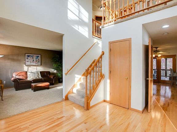5th image of 13541 Dellwood Ct