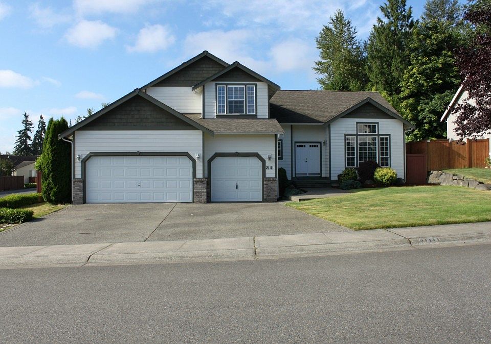 1st image of 21111 82nd St E