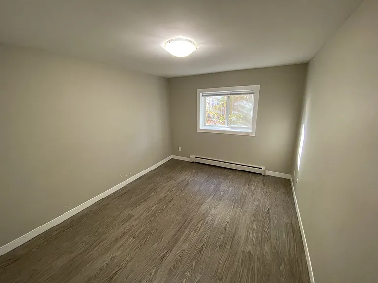 510 Burnell St #104 — Photo 14