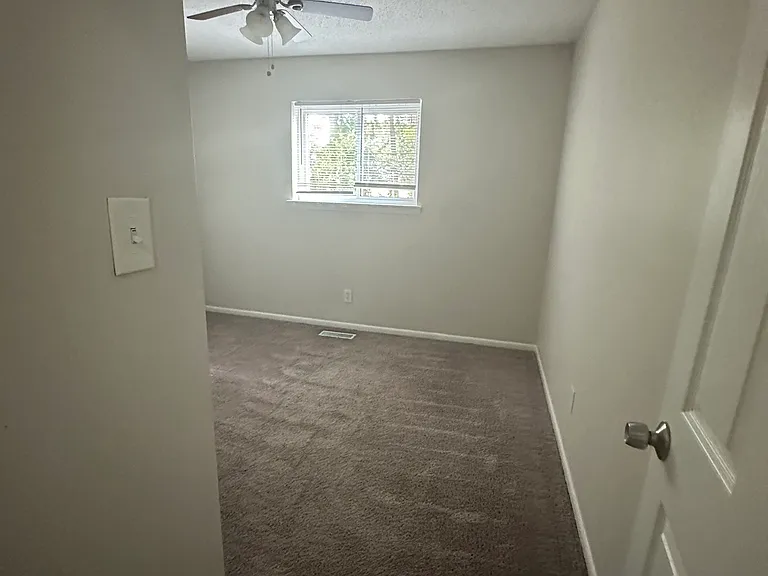 331 Sunflower Ct — Photo 27