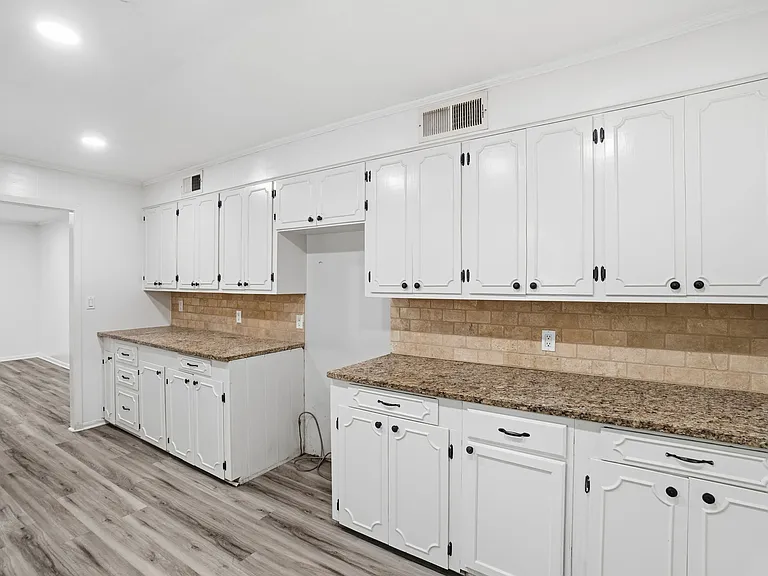 1620 Orchard Dr — Photo 5