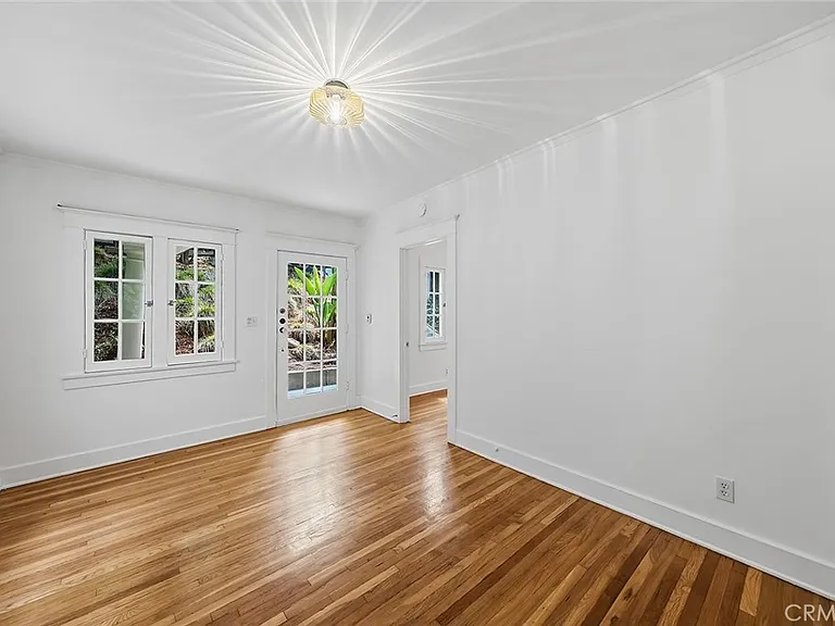 3322 Hamilton Way — Photo 10
