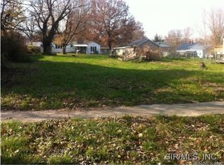 307 N Pearl St, Lebanon, IL 62254