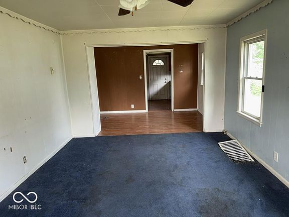 4th image of 2224 Lafayette St