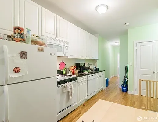Rented by Oxford Property Group | media 15
