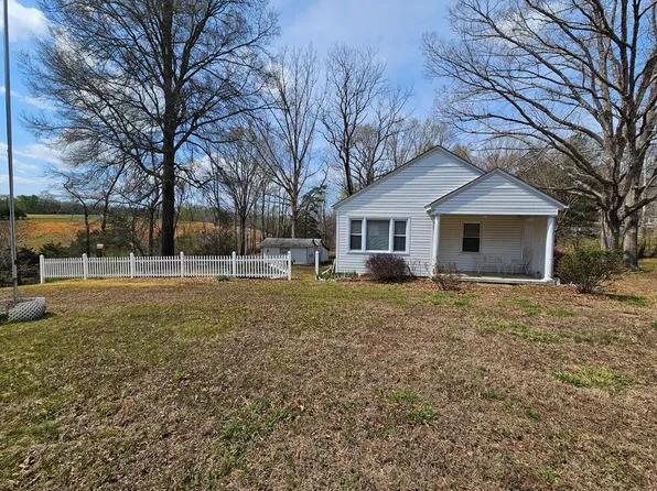 248 Mountain Hill Rd, Danville, VA 24540