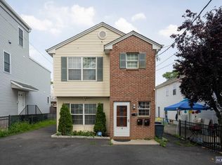 67-69 Stone St, Newark, NJ 07104