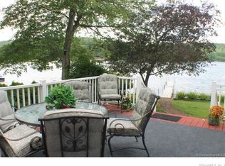 13 Vinton Ln, Holland, MA 01521