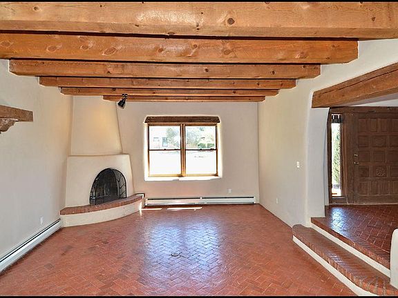 4th image of 3628 Mateo Prado NW