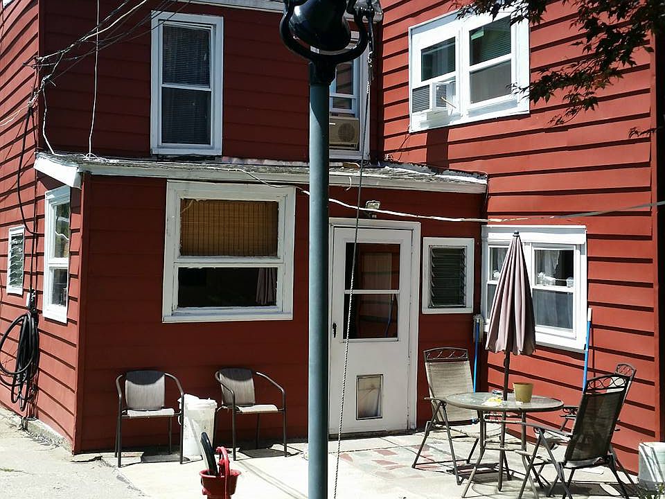 1st image of 704 1st Ave