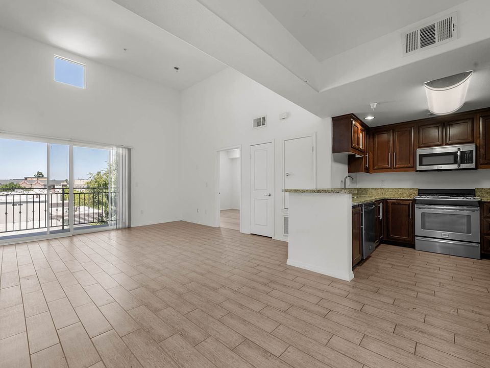 1st image of 11925 Kling St APT 409