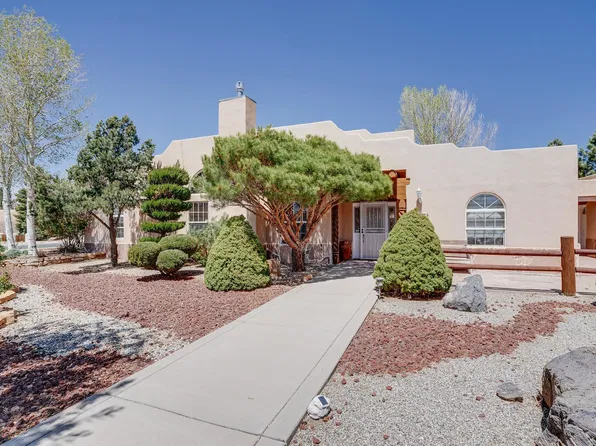 343 Sierra Vista, Taos, NM 87571