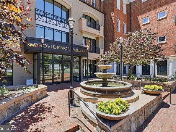 10328 Sager Ave Unit 403, Fairfax, VA 22030