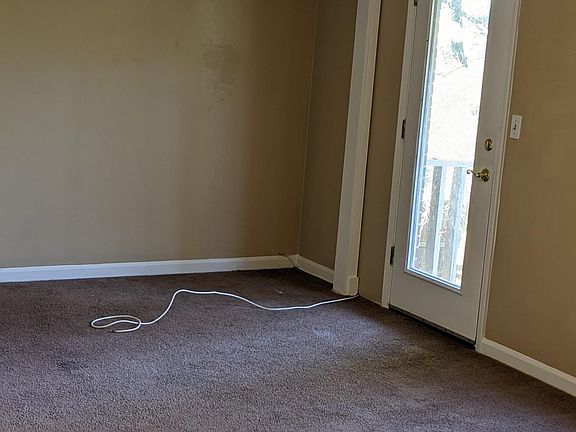 3rd image of 2797 Country Ct SE #A