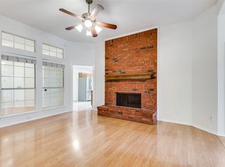 1426 Dudley Dr, Carrollton, TX 75007