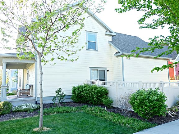 3rd image of 4319 W Belleville Way