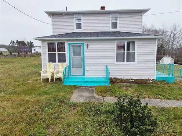 10 Bayview Heights, Glovertown, NL A0G2L0