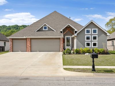 19148 E Chinquapin Dr, Catoosa, OK, 74015