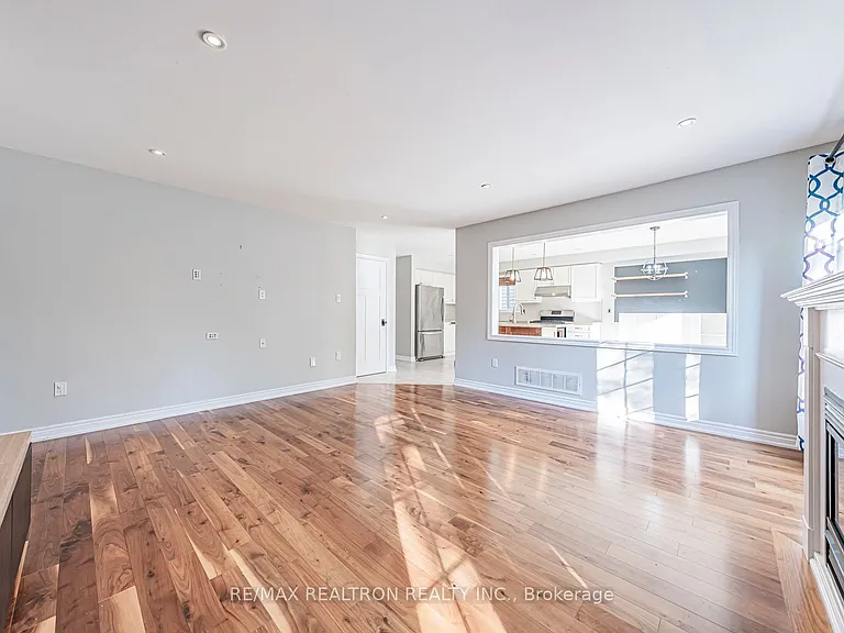 44 Moynahan Cres #MAIN — Photo 30