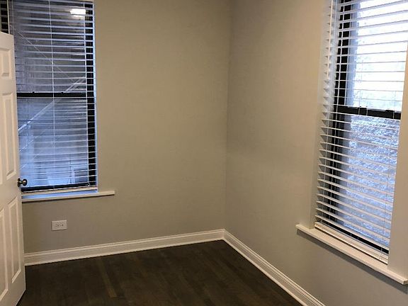 5th image of 2730 N Wayne Ave #F2