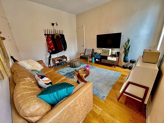 3rd image of 260 W 135th St APT 3C