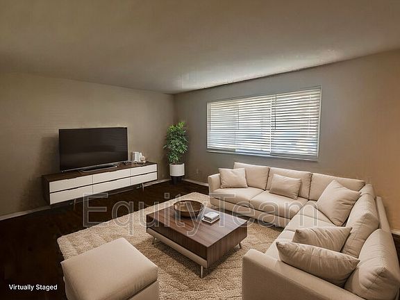 3rd image of 1001 E Pearl St APT B