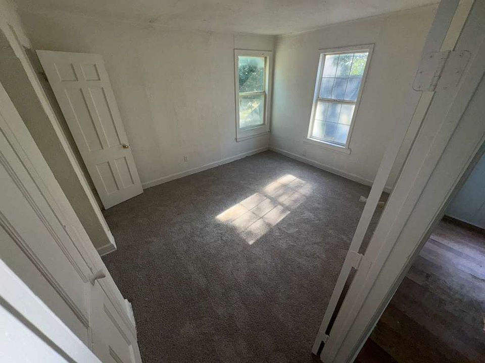 1st image of 2729 Avenue C #3
