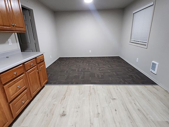5th image of 305 W Main St #G