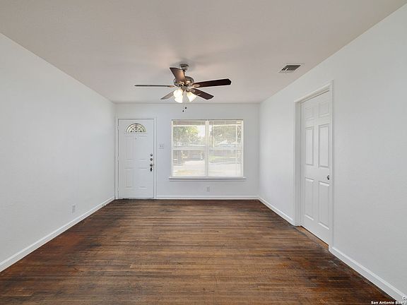 4th image of 3329 Cato Blvd