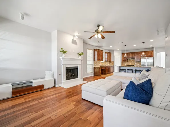 520 Eastland Dr, The Colony, TX 75056