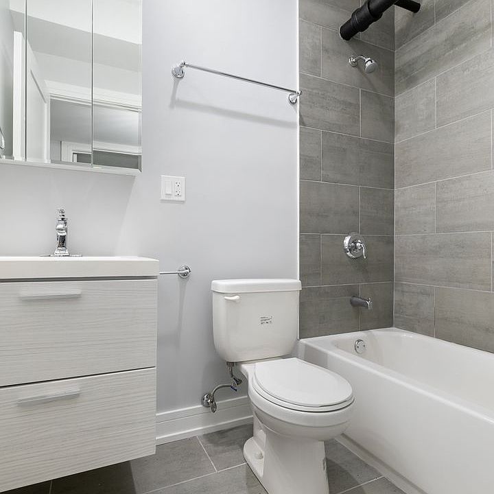 1st image of 6035-6045 N Winthrop Ave #16821008