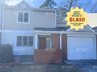 2 Polk Pl, Havelock, NC 28532