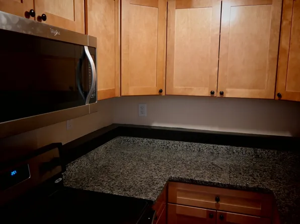 11 Summit Rd, Mansfield, CT 06268