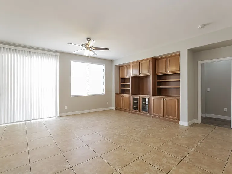 7532 Port Orchard Ave — Photo 4