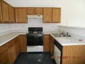 5th image of 540 Avalon Forest Dr
