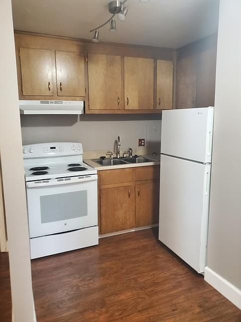 1st image of 918 S Pennsylvania St APT 201